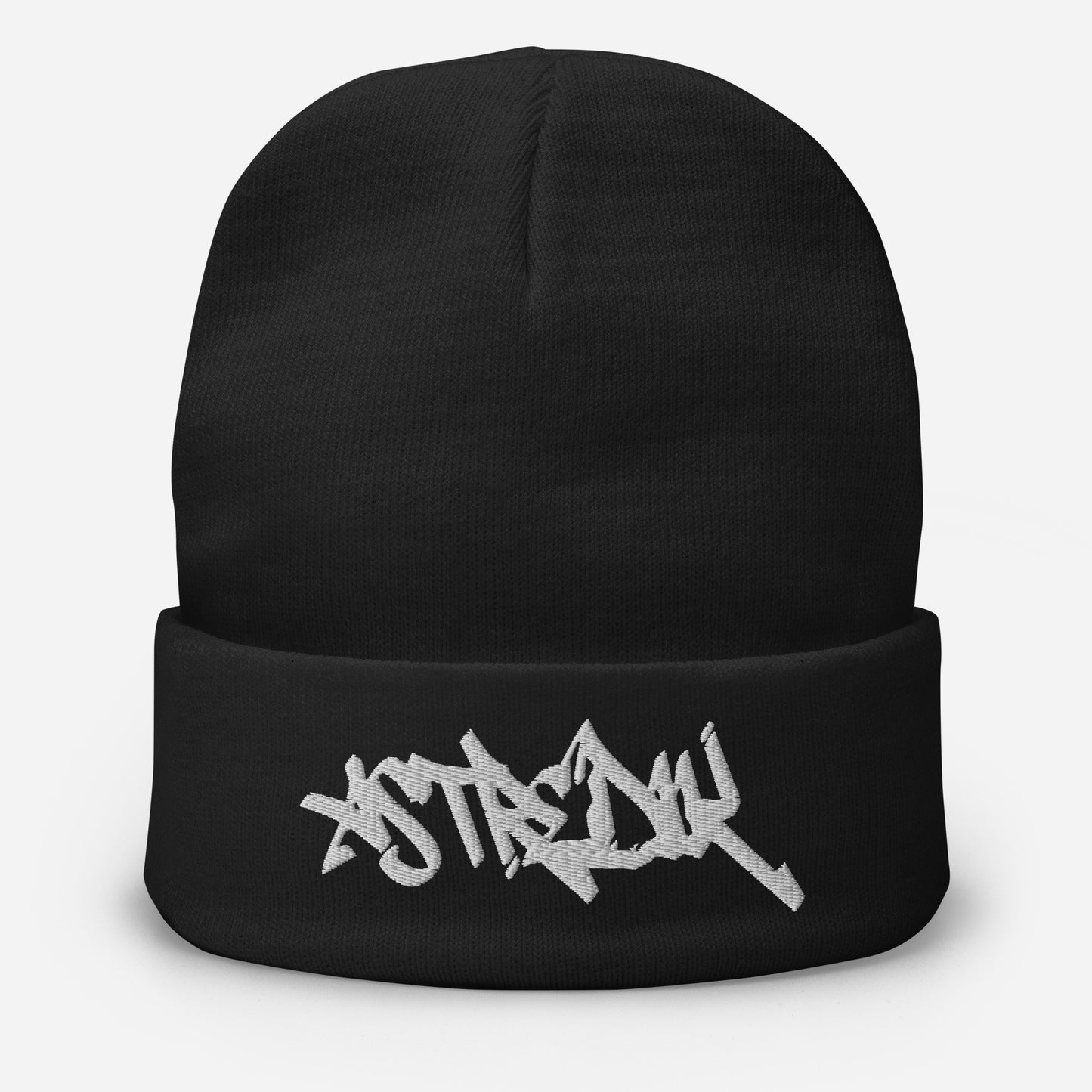 Gorro - Classic Collection Sente-te Único, Autêntico e Cheio de Atitude Na nossa marca, acreditamos que a moda deve ser uma extensão da tua personalidade, não apenas uma tendência passageira. Criámos o nosso Gorro clássico - uma peça única que te distingu